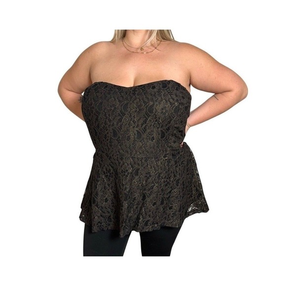 City Chic Tops - 3/$20💥 City Chic Strapless Blouse Black Gold Shimmer Floral Lace Peplum Y2K